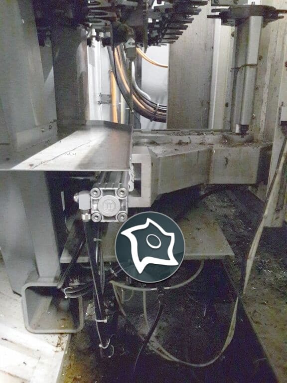 Универсально-фрезерный станок с ЧПУ Deckel Maho DMU 80 P-ID15072