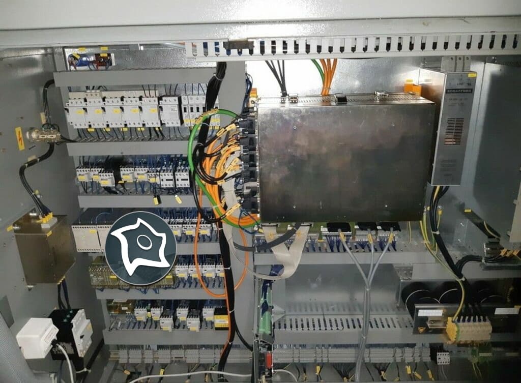 Универсально-фрезерный станок с ЧПУ Deckel Maho DMU 80 T-ID15649