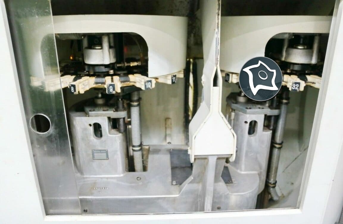 Универсально-фрезерный станок с ЧПУ Deckel Maho DMU 80 T-ID15656