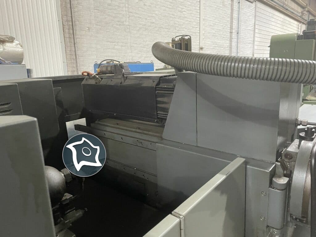 Универсально-фрезерный станок с ЧПУ Deckel MAHO MH 600 W-ID16206