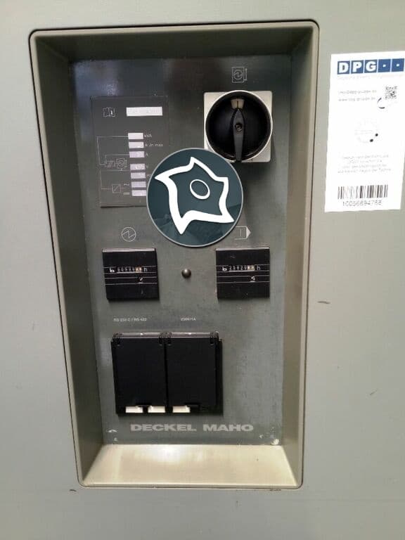 Универсально-фрезерный станок с ЧПУ DMG DECKEL MAHO DMU 100 T-ID15950