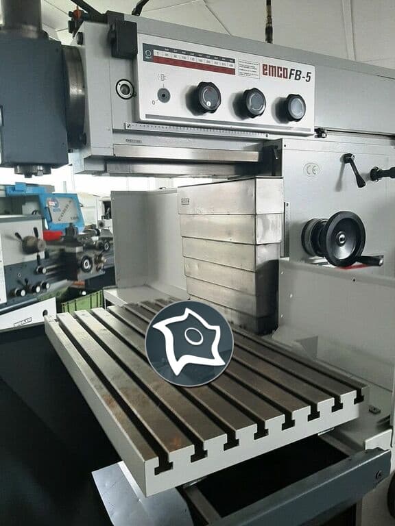 Универсально-фрезерный станок с ЧПУ EMCO FB 5-ID13798