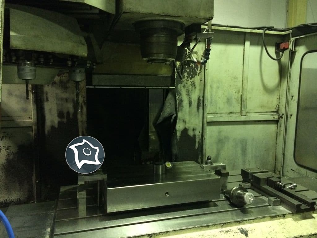 Универсально-фрезерный станок с ЧПУ EUMACH MC 1300 P-ID12646