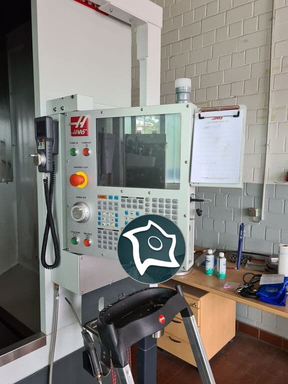 Универсально-фрезерный станок с ЧПУ HAAS UMC 1000-ID16707