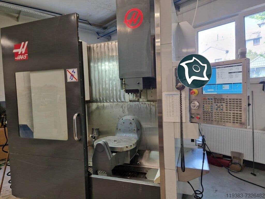 Универсально-фрезерный станок с ЧПУ HAAS UMC 750-ID16679