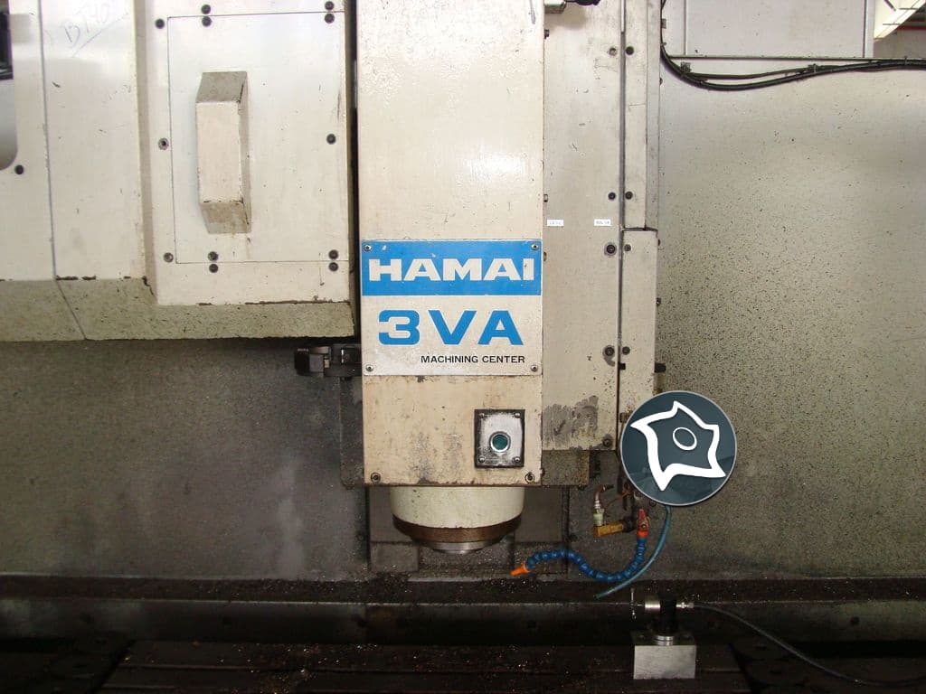 Универсально-фрезерный станок с ЧПУ HAMAI MC-3VA-ID12648