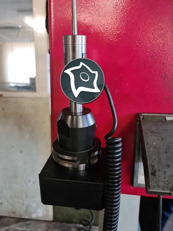 Универсально-фрезерный станок с ЧПУ KUNZMANN WF 7/3-ID16085