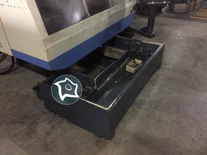 Универсально-фрезерный станок с ЧПУ LEADWELL MCV-0P-ID12651