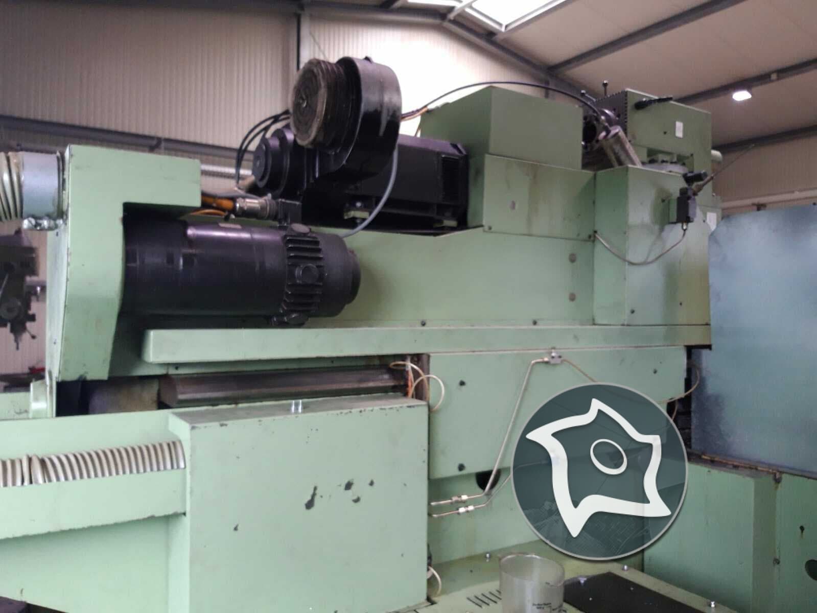 Универсально-фрезерный станок с ЧПУ MAHO MH 1000 C-ID15342