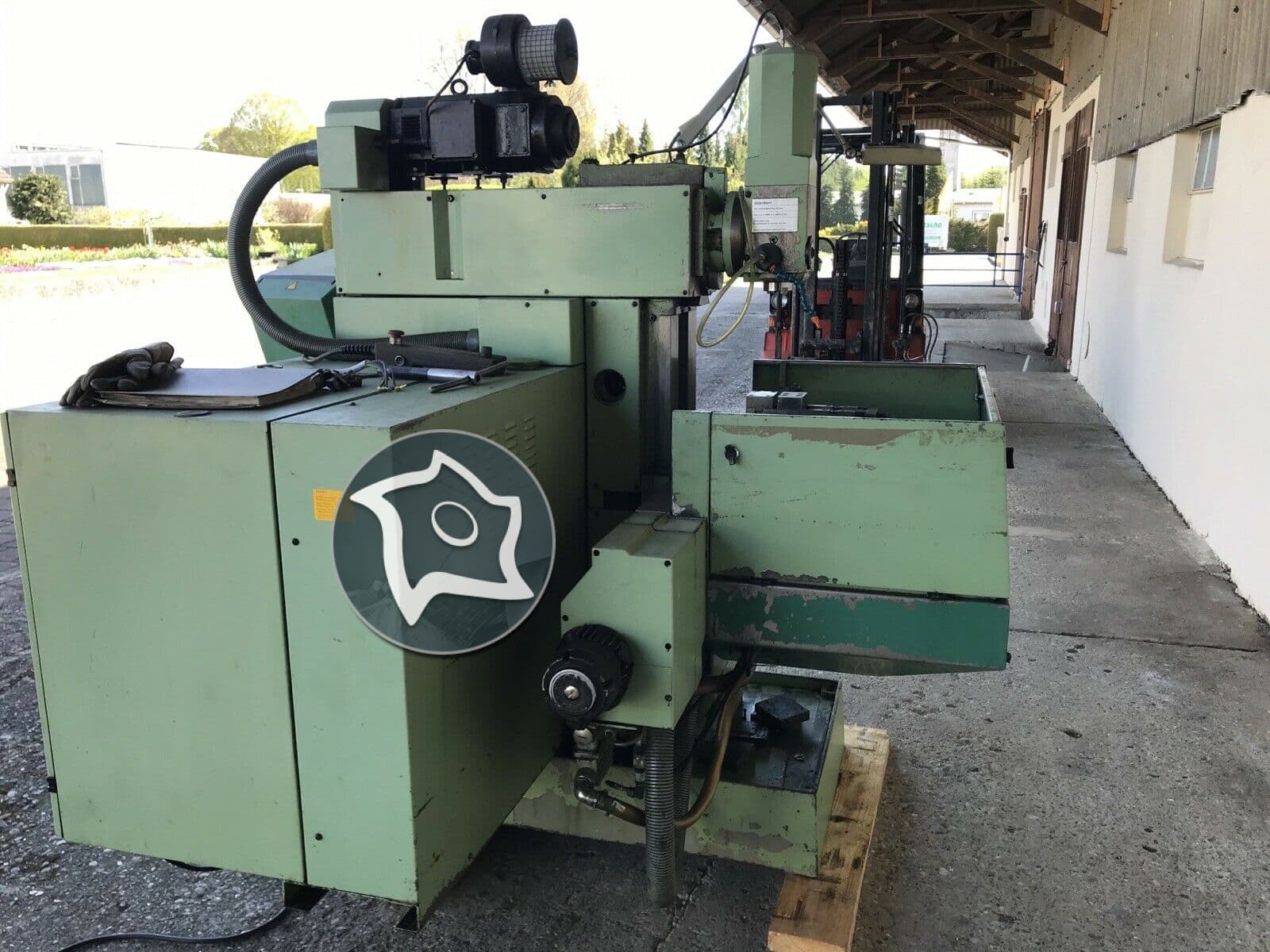 Универсально-фрезерный станок с ЧПУ MAHO MH 500 W4-ID15311