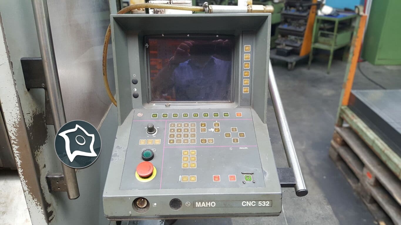 Универсально-фрезерный станок с ЧПУ MAHO MH 600 C-ID14795