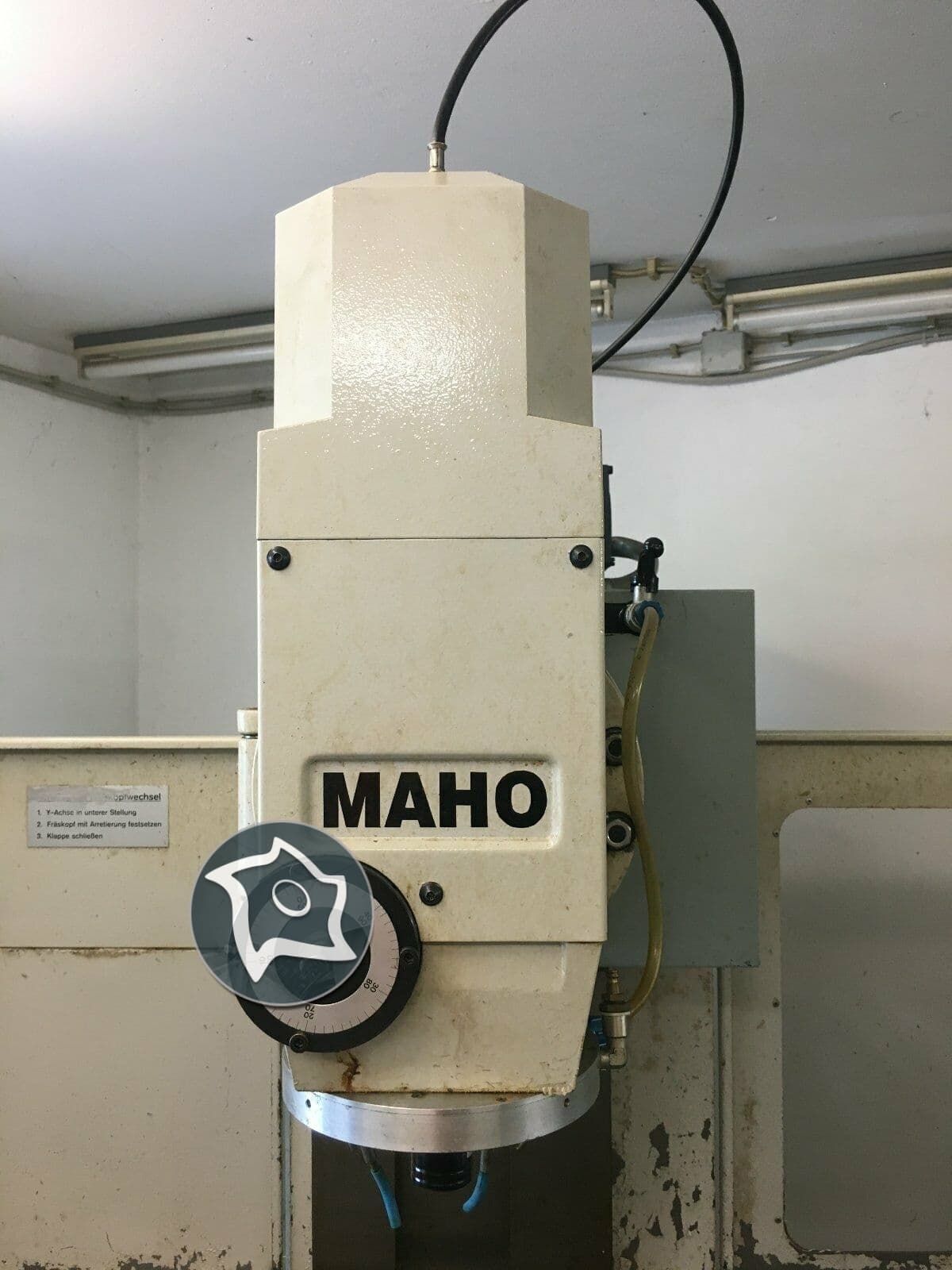 Универсально-фрезерный станок с ЧПУ MAHO MH 600 E-ID15367