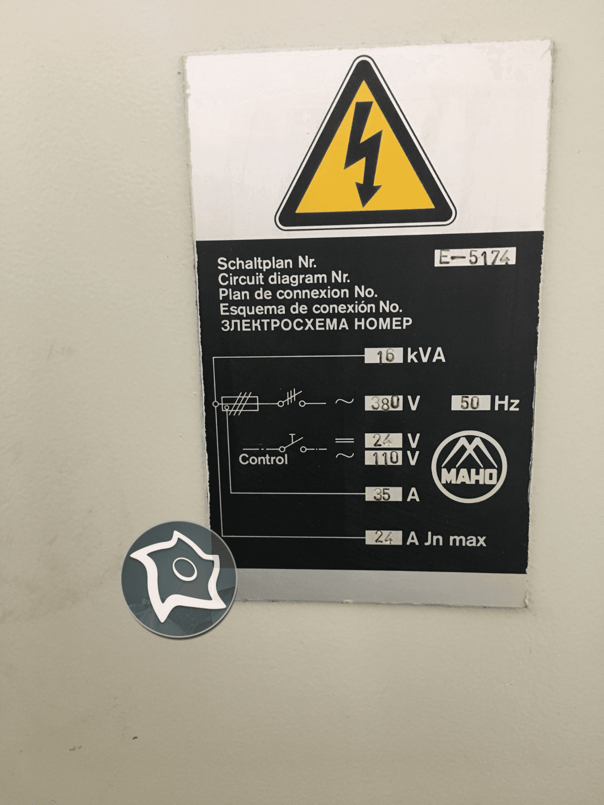 Универсально-фрезерный станок с ЧПУ MAHO MH 600 E-ID15367