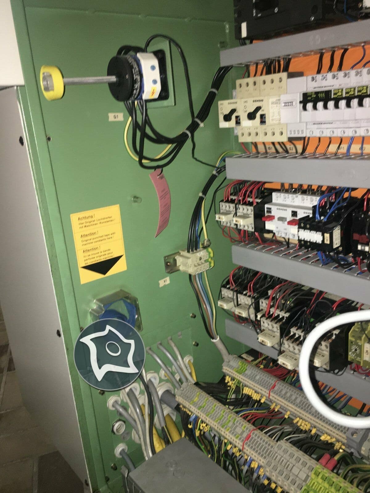 Универсально-фрезерный станок с ЧПУ MAHO MH 600 E-ID15367