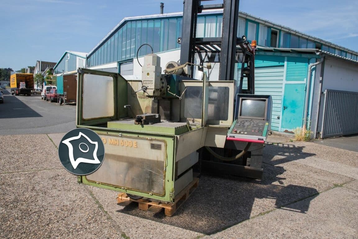 Универсально-фрезерный станок с ЧПУ MAHO MH 600 E-ID15482