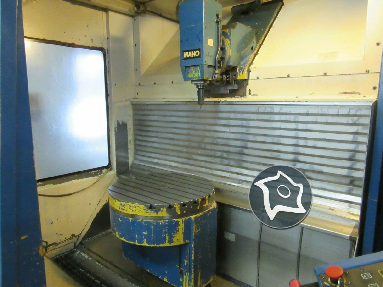 Универсально-фрезерный станок с ЧПУ MAHO MH 700 S-ID14204
