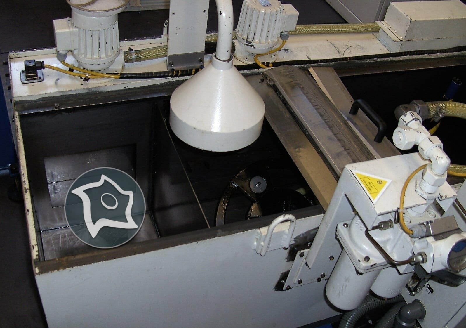 Универсально-фрезерный станок с ЧПУ MAHO MH 700 S-ID15371