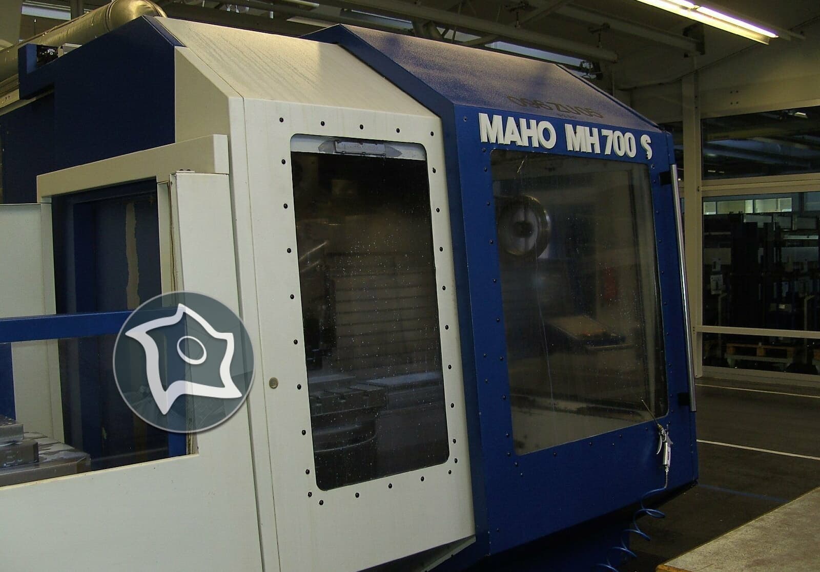 Универсально-фрезерный станок с ЧПУ MAHO MH 700 S-ID15371