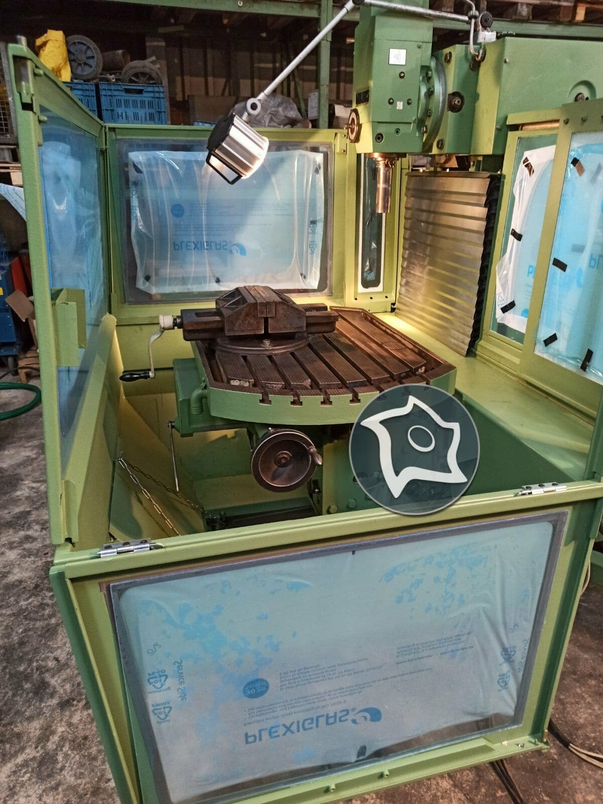 Универсально-фрезерный станок с ЧПУ MAHO MH 800-ID15340