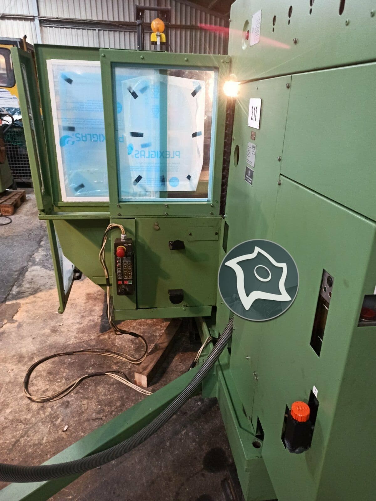 Универсально-фрезерный станок с ЧПУ MAHO MH 800-ID15340