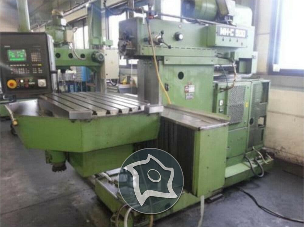Универсально-фрезерный станок с ЧПУ MAHO MH-C 900-ID15345