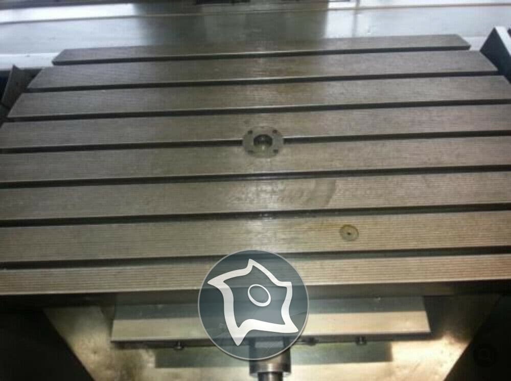 Универсально-фрезерный станок с ЧПУ MAHO MH-C 900-ID15345