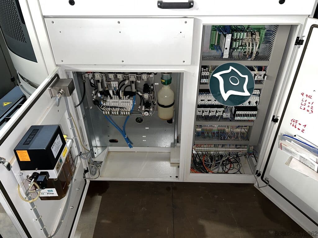 Универсально-фрезерный станок с ЧПУ Mikron HSM 400 U-ID16833