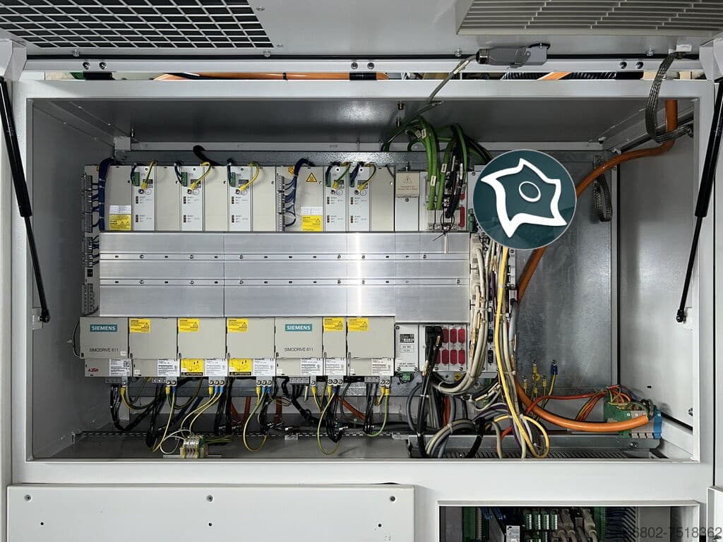 Универсально-фрезерный станок с ЧПУ Mikron HSM 400 U-ID16833