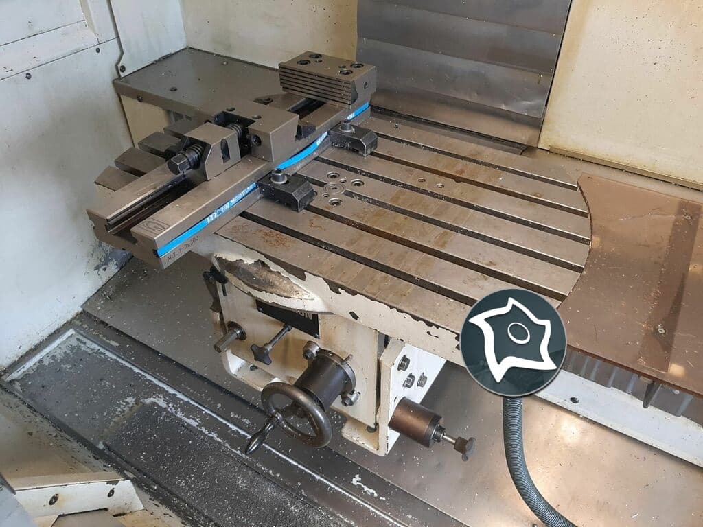 Универсально-фрезерный станок с ЧПУ Mikron UM 600-ID15115