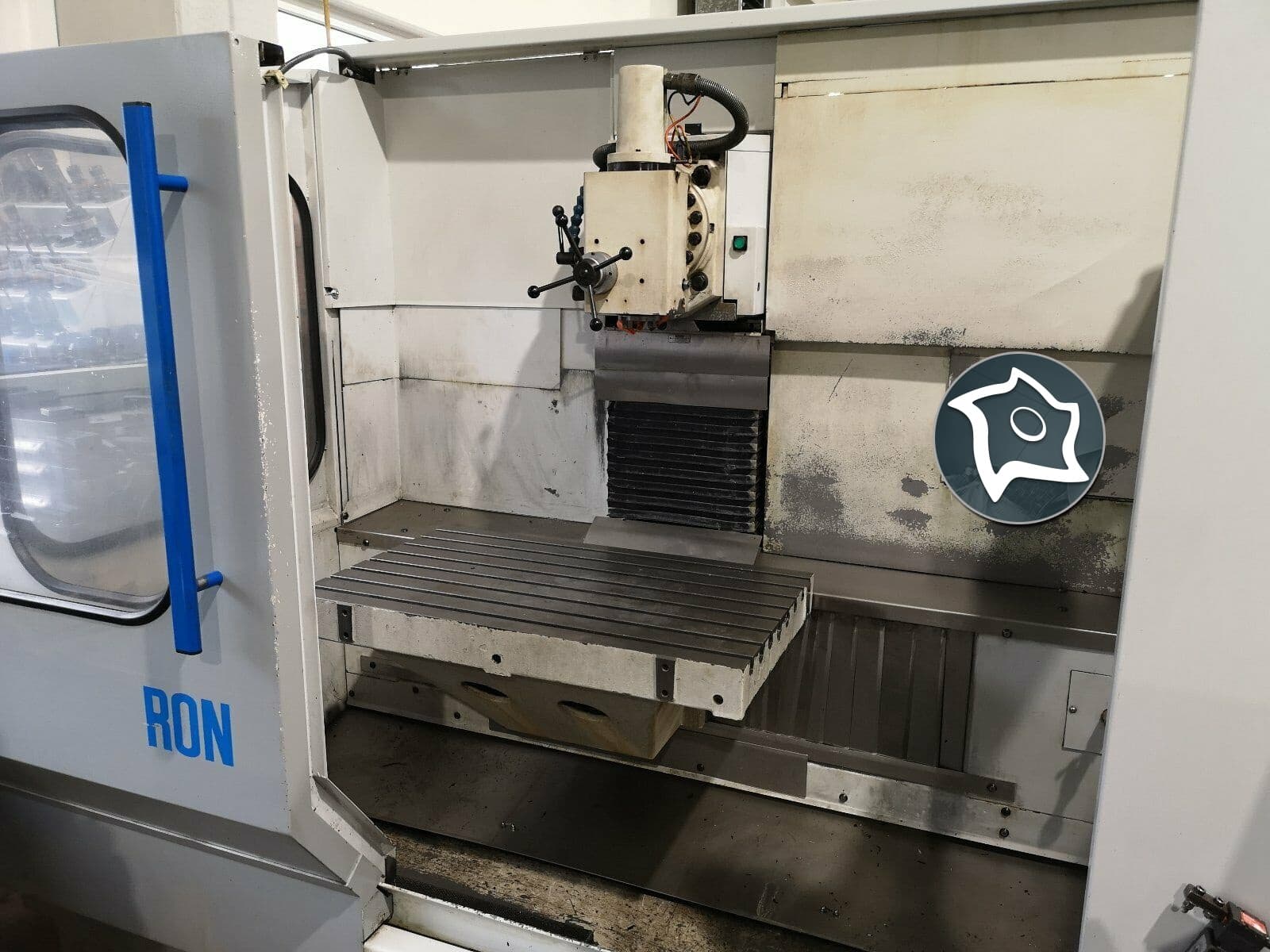 Универсально-фрезерный станок с ЧПУ Mikron UME 600-ID14944