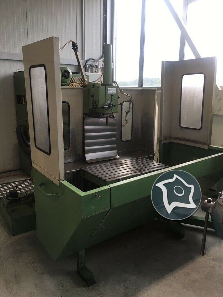 Универсально-фрезерный станок с ЧПУ Mikron WF 31 C -ID14383