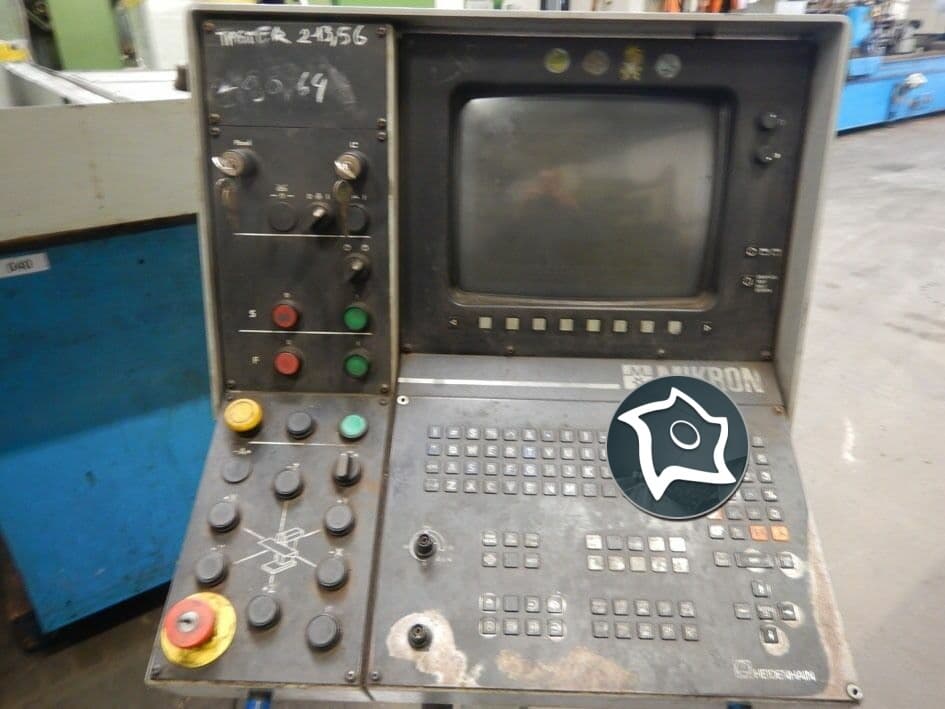 Универсально-фрезерный станок с ЧПУ Mikron WF 74 CH-ID16066