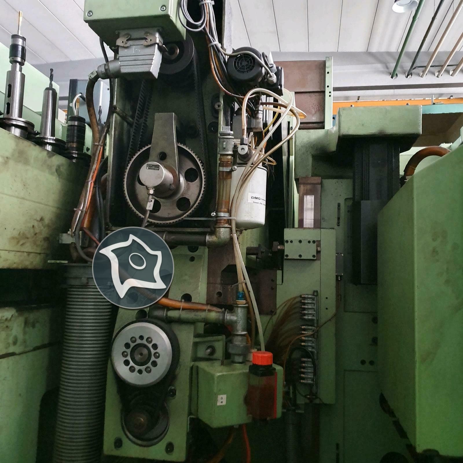 Универсальный фрезерный станок с ЧПУ MAHO MH 1600 S-ID13948