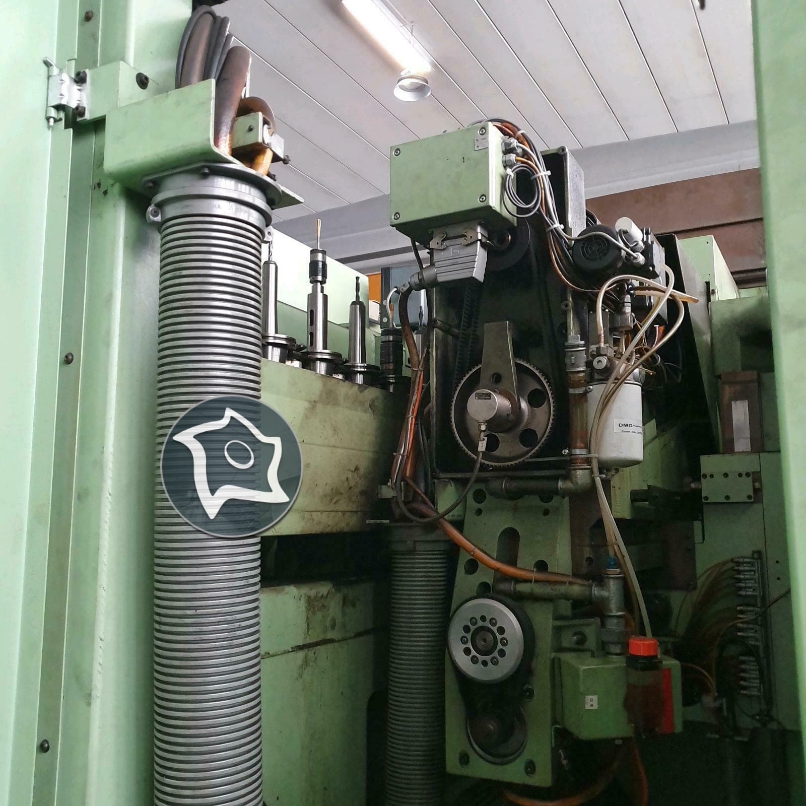 Универсальный фрезерный станок с ЧПУ MAHO MH 1600 S-ID13948