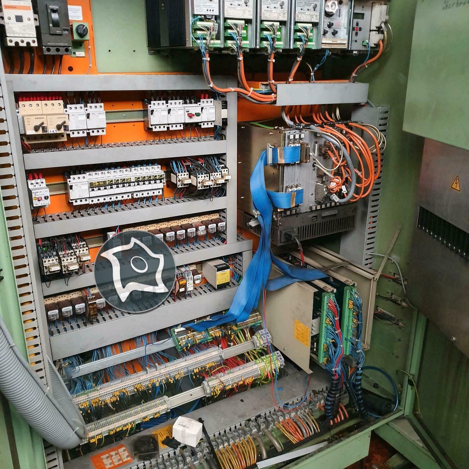 Универсальный фрезерный станок с ЧПУ MAHO MH 1600 S-ID13948