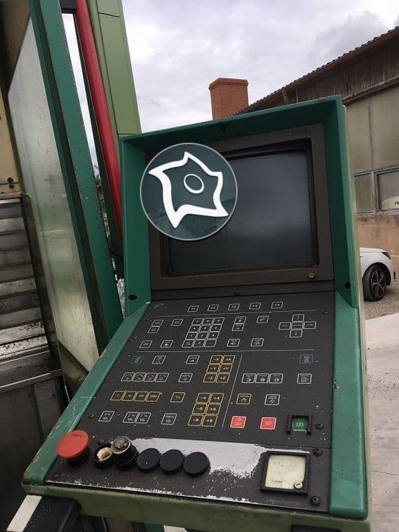 Универсальный фрезерный станок с ЧПУ MAHO MH 700 S-ID12197