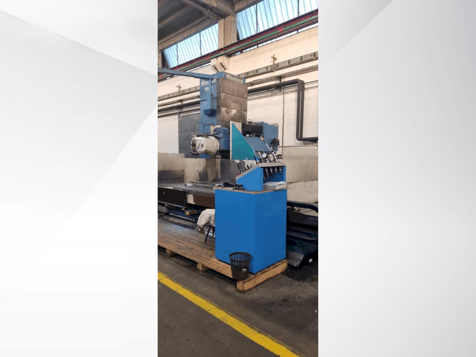 Универсальный фрезерный станок с ЧПУ TOS KU£IM FS 100 S/A3-ID17500