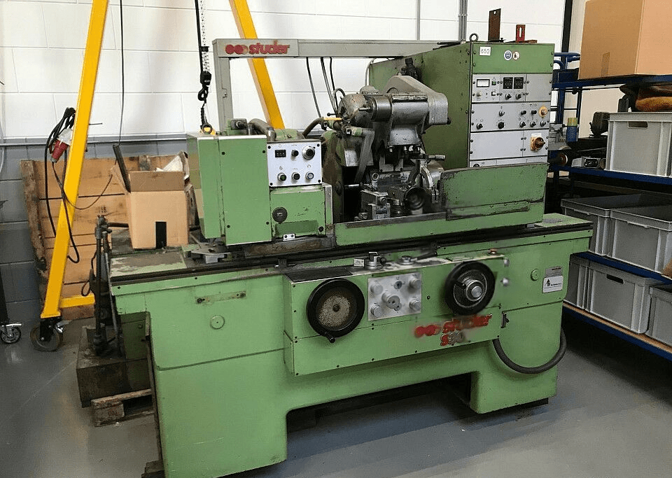 Универсальный круглошлифовальный станок STUDER S 30-12-ID17016