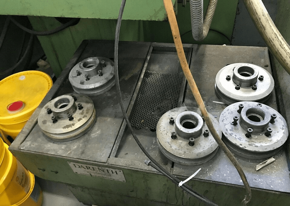 Универсальный круглошлифовальный станок STUDER S 30-12-ID17016