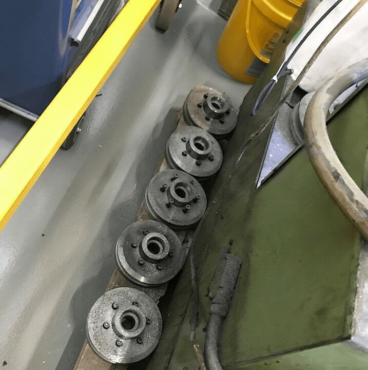 Универсальный круглошлифовальный станок STUDER S 30-12-ID17016