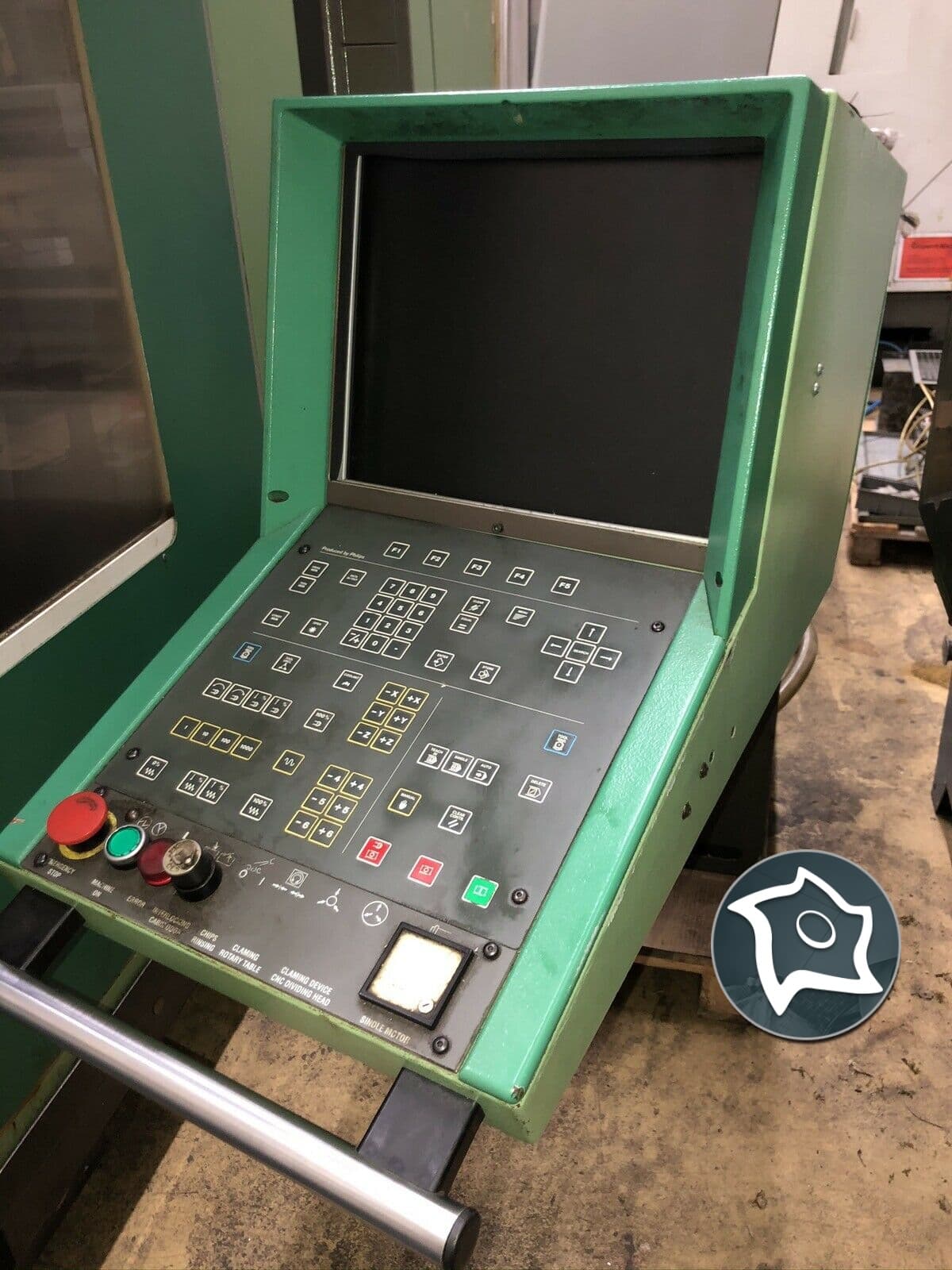 Универсальный обрабатывающий центр MAHO MH 700 S-ID13090