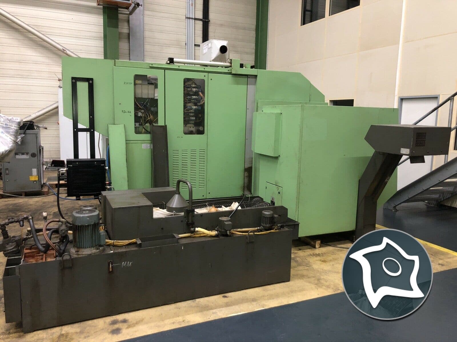 Универсальный обрабатывающий центр MAHO MH 700 S-ID13090