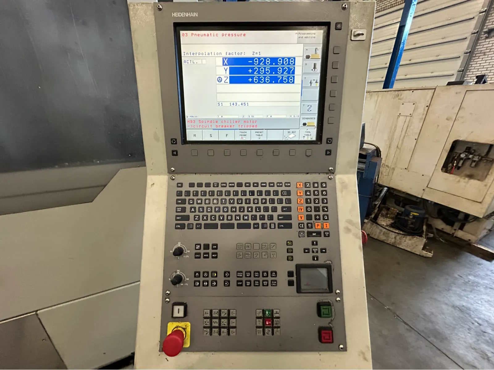 Универсальный обрабатывающий центр с ЧПУ Bridgeport XR1270e-ID17602