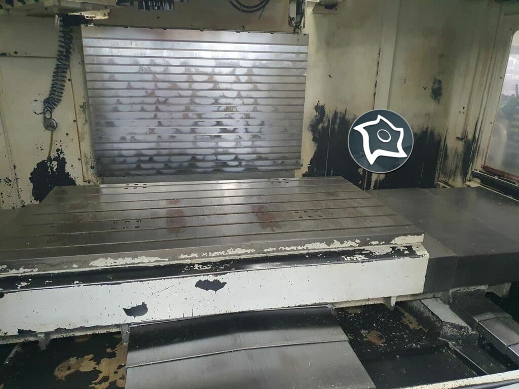 Вертикально-фрезерный обрабатывающий центр с ЧПУ Hurco VMX 64-ID13592