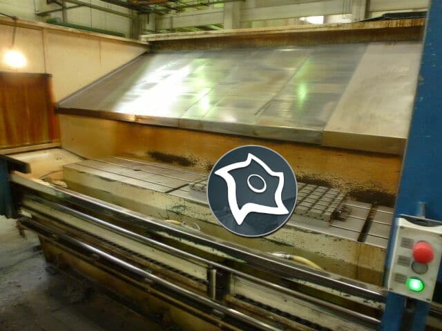 Вертикально-фрезерный станок с ЧПУ AXA VSC 2-3000 SMK-ID15139