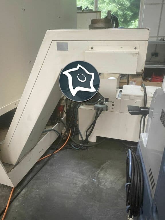 Вертикально-фрезерный станок с ЧПУ AXA VSC 2-M-ID15986