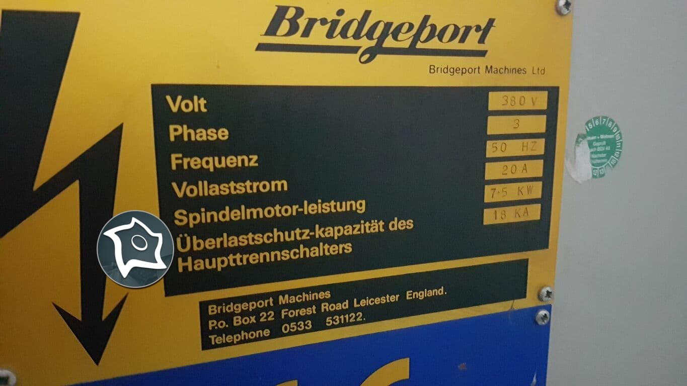 Вертикально-фрезерный станок с ЧПУ BRIDGEPORT VMC 560-ID15922