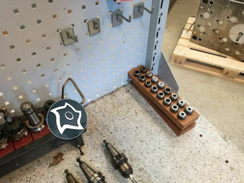 Вертикально-фрезерный станок с ЧПУ BROTHER TC 324 N-ID15100