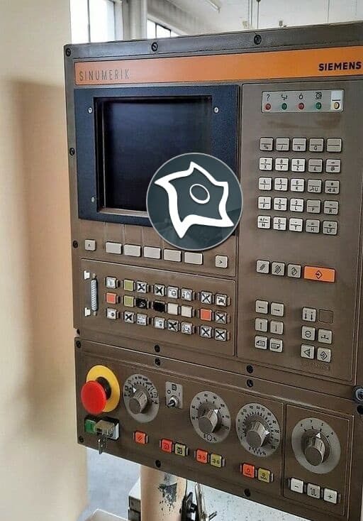 Вертикально-фрезерный станок с ЧПУ CHIRON FZ 12 S-ID15797