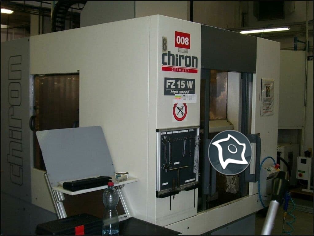 Вертикально-фрезерный станок с ЧПУ CHIRON FZ 15 W-ID15603
